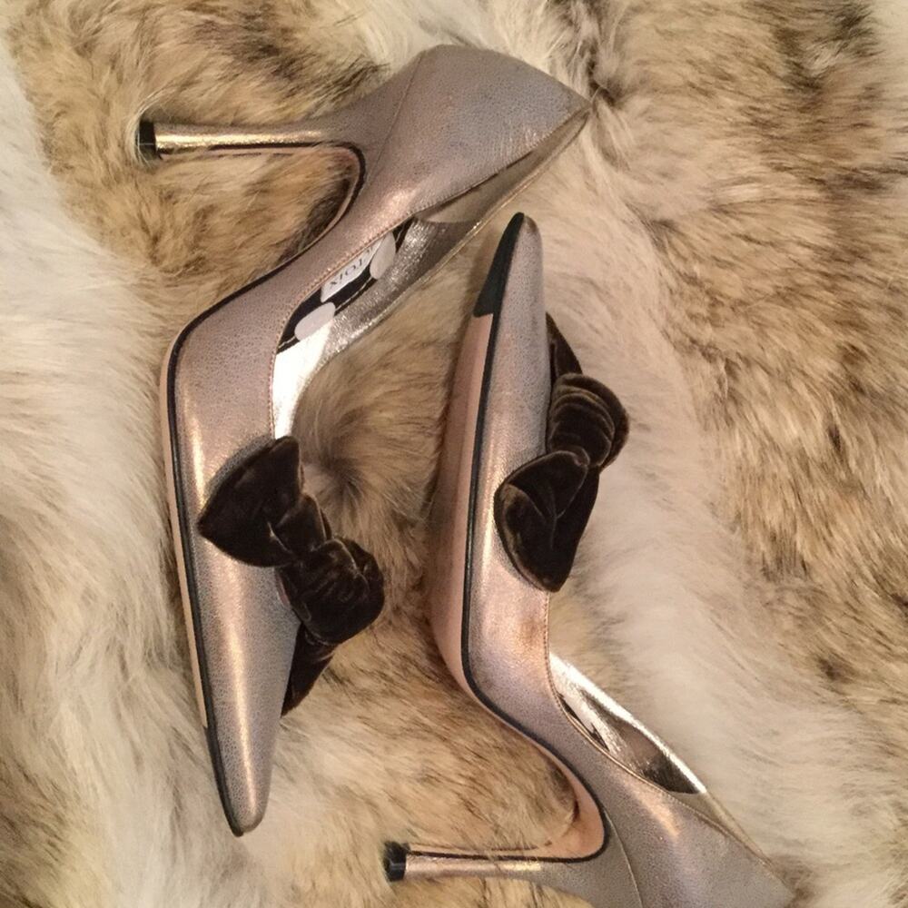 Christian Lacroix vintage Golden brown high heels w/velvet bow 8.5 worn once